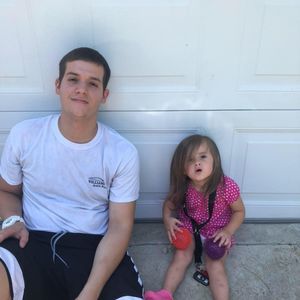 Meet your Posher, Logan